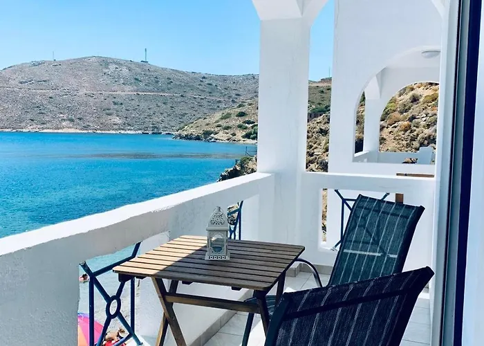 Aegean Aura Ii * Emborios