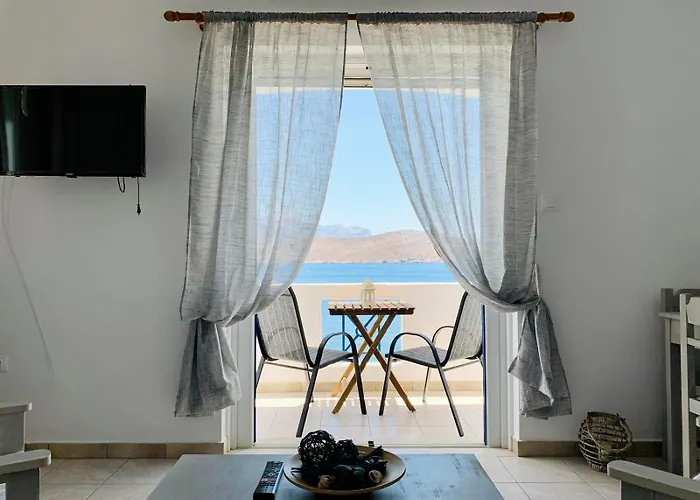 Aegean Aura Ii * Emborios